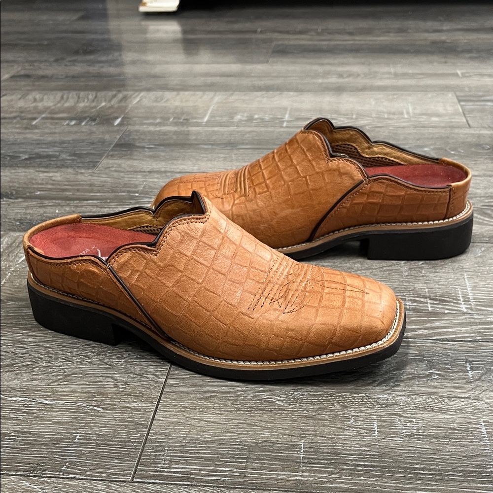 Women's Tan Croc-Embossed Slip-On Mule Shoes